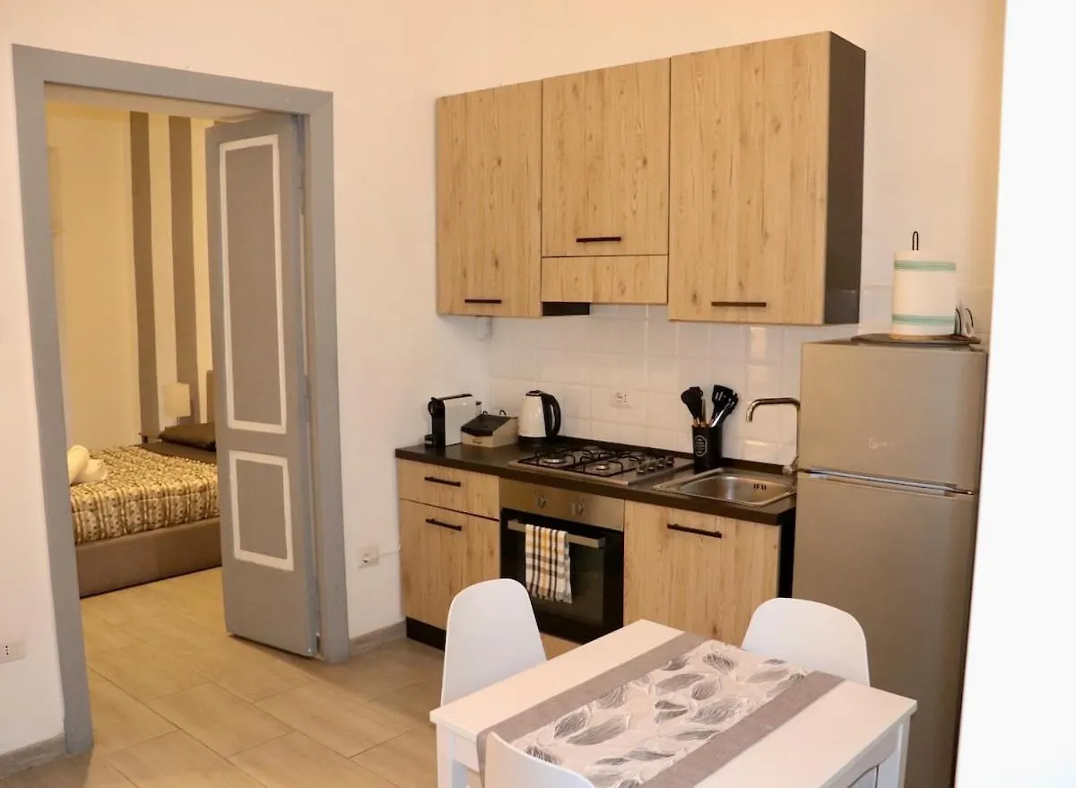 Cozy Holiday Home 200Mt From Metro C 0*, Rome Italy