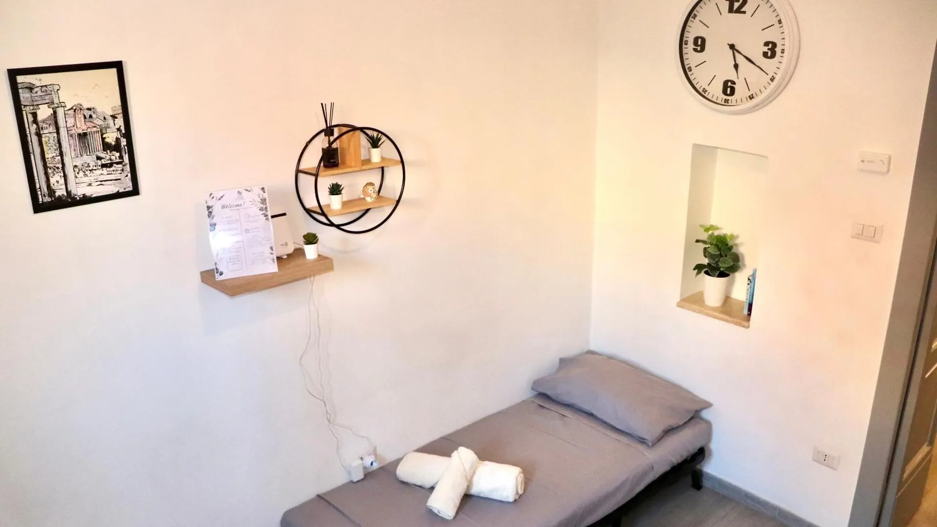 Apartment Cozy Holiday Home 200Mt From Metro C
